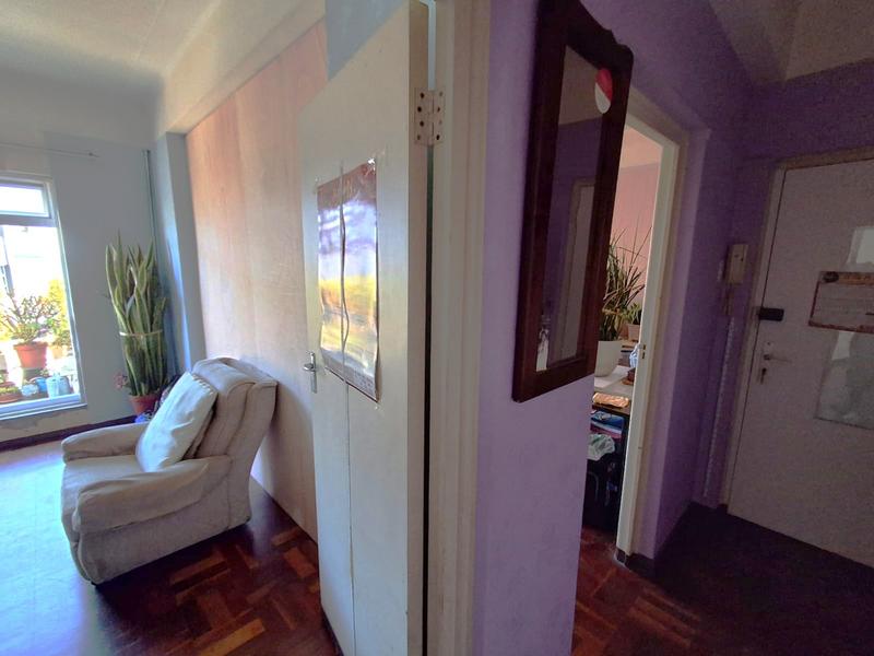 3 Bedroom Property for Sale in Sea Point Western Cape